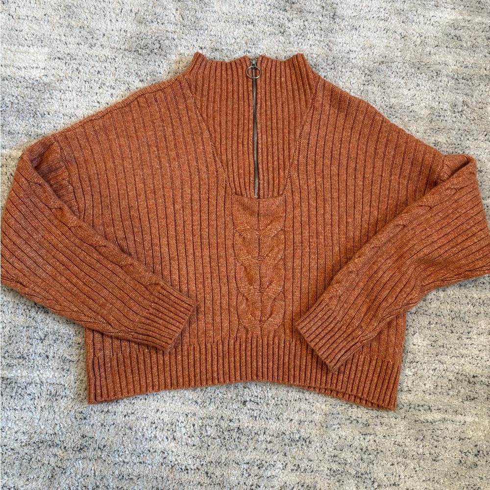 Cropped knit sweater (size XL)